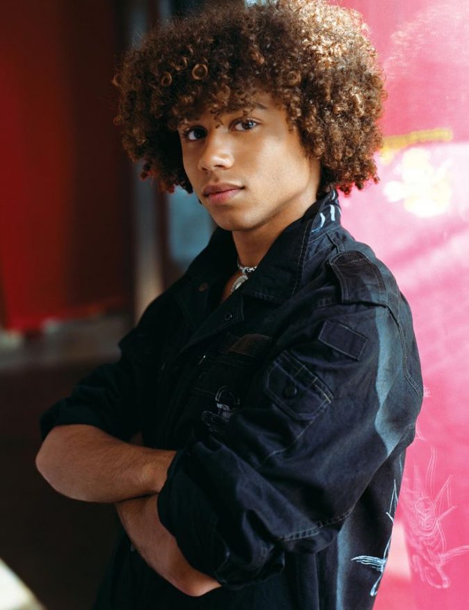 corbin-bleu-sexy-men-hairstyle-675x878 7 Crazy Curly Hairstyles for Black Men in 2020