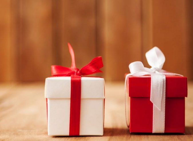 15 Best Things to Consider Before Presenting a Gift 16 gifts 1 15 Best Things to Consider Before Presenting a Gift - 16