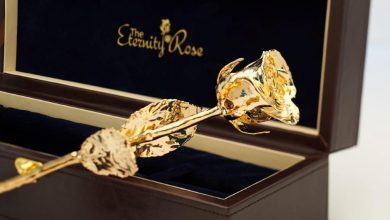 gold eternity rose head Eternity Rose As a Perfect Romantic Gift to Express Your True Love - Gift ideas 9
