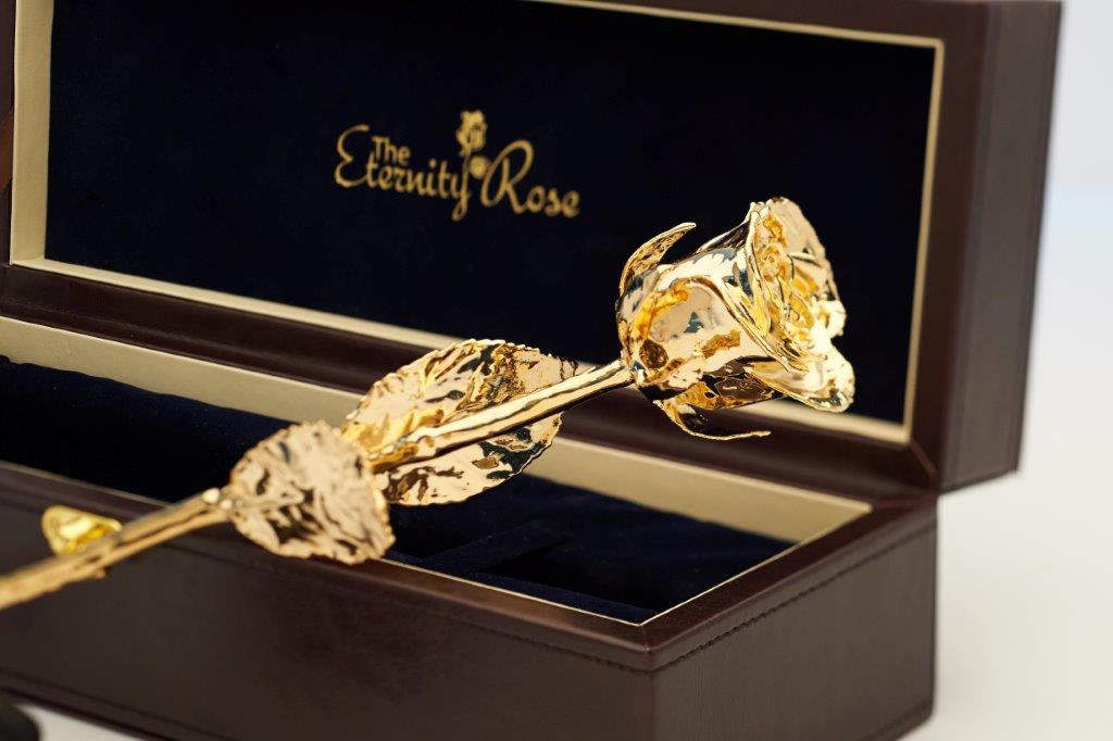 gold eternity rose head Eternity Rose As a Perfect Romantic Gift to Express Your True Love - 3