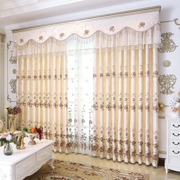 stunning-valances-7 7 Luxurious Blackout Curtain Ideas That Will Turn Your Window into a Piece of Art