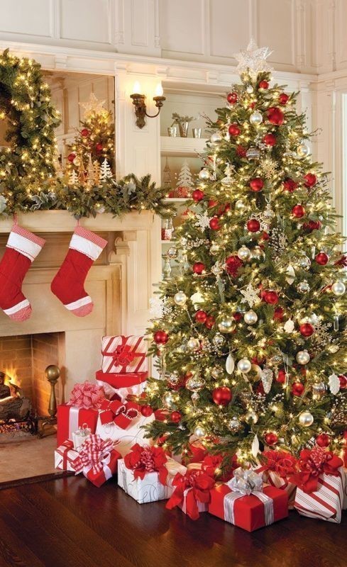 Christmas tree decoration ideas 2018 10 96+ Fabulous Christmas Tree Decoration Ideas - 11