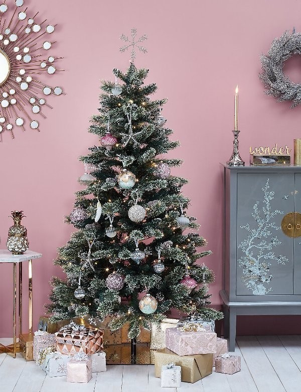 Christmas tree decoration ideas 2018 124 96+ Fabulous Christmas Tree Decoration Ideas - 125