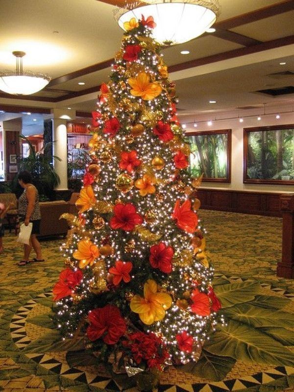 Christmas tree decoration ideas 2018 132 96+ Fabulous Christmas Tree Decoration Ideas - 133