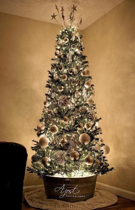 Christmas-tree-decoration-ideas-2018-18 96+ Fabulous Christmas Tree Decoration Ideas 2021/2022