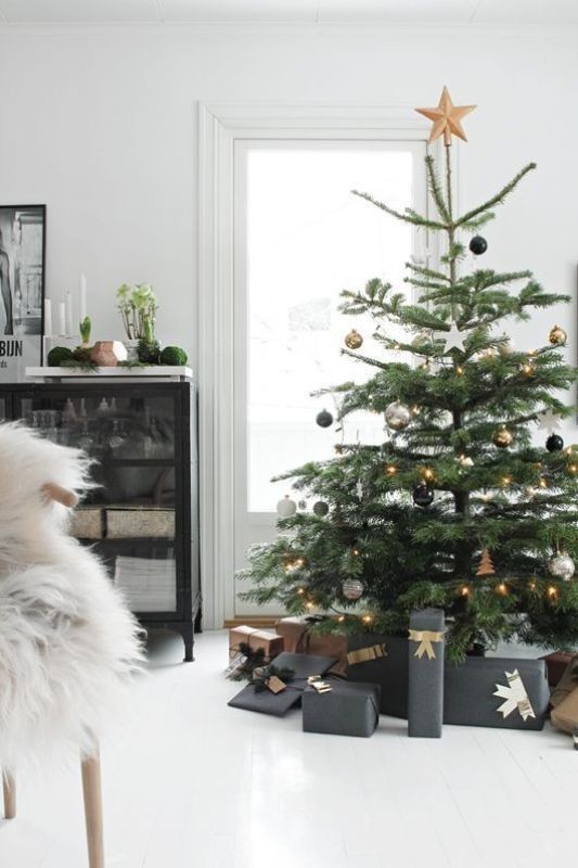 Christmas tree decoration ideas 2018 29 96+ Fabulous Christmas Tree Decoration Ideas - 30