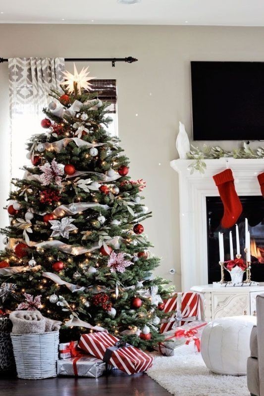 Christmas tree decoration ideas 2018 31 96+ Fabulous Christmas Tree Decoration Ideas - 32