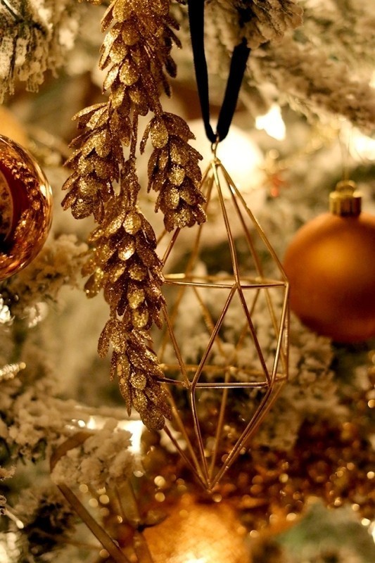 Christmas-tree-decoration-ideas-2018-59 96+ Fabulous Christmas Tree Decoration Ideas 2021/2022
