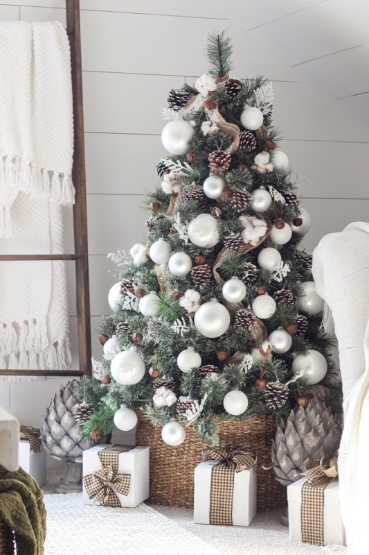 Christmas tree decoration ideas 2018 60 96+ Fabulous Christmas Tree Decoration Ideas - 61
