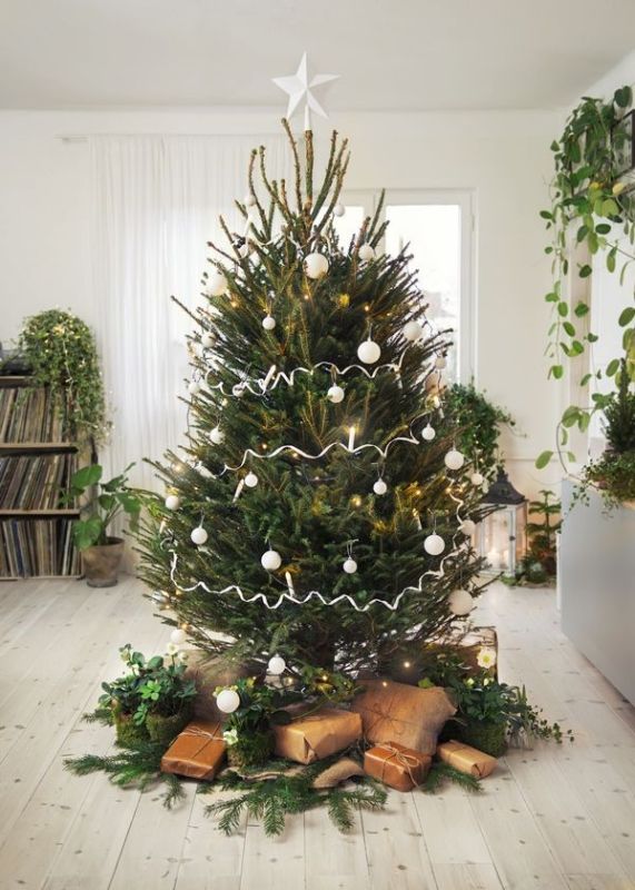 Christmas-tree-decoration-ideas-2018-80 96+ Fabulous Christmas Tree Decoration Ideas 2021/2022