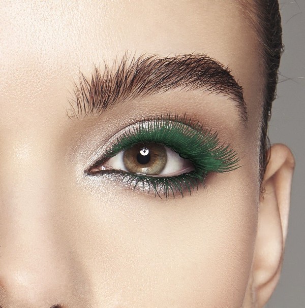 Colored Eye Lashes 11 Exclusive Makeup Ideas for a Gorgeous Look - 19