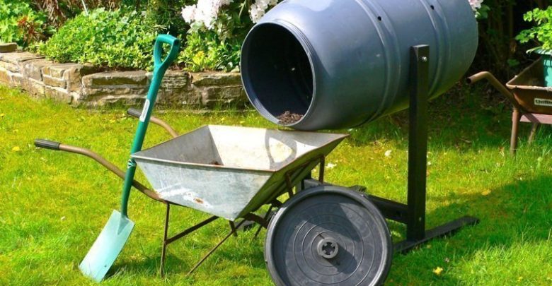 Composter 3 How to Choose the Right Composter - gardening 50