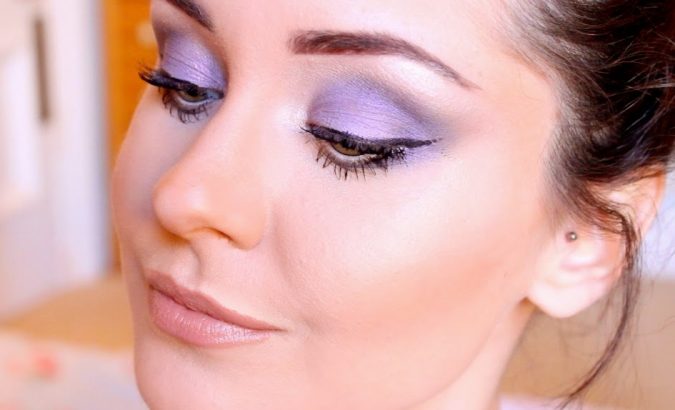 Lilac Eyes makeup 11 Exclusive Makeup Ideas for a Gorgeous Look - 18