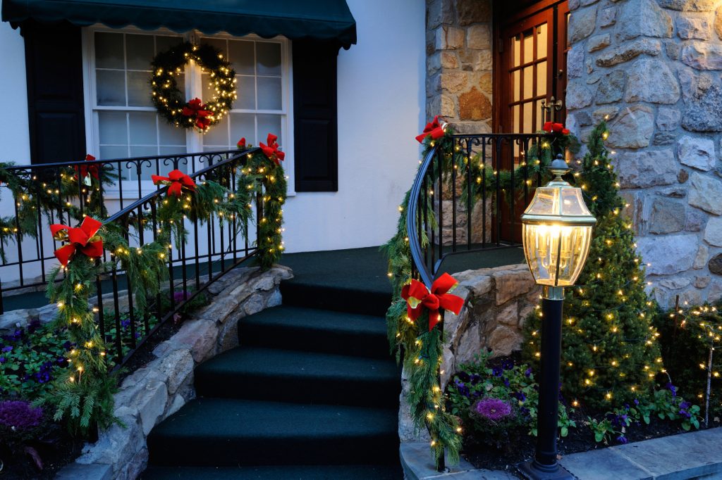 Top 10 Outdoor Christmas Light Ideas