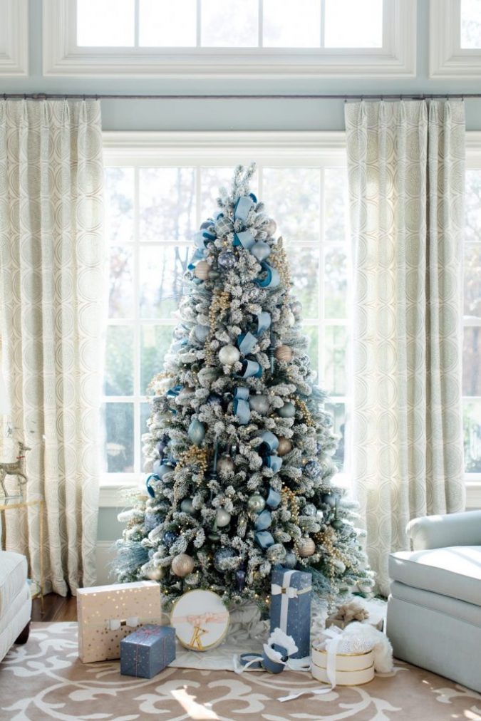 christmas trees blue and gold decoration 2 Top 10 Christmas Decoration Ideas & Trends - 4