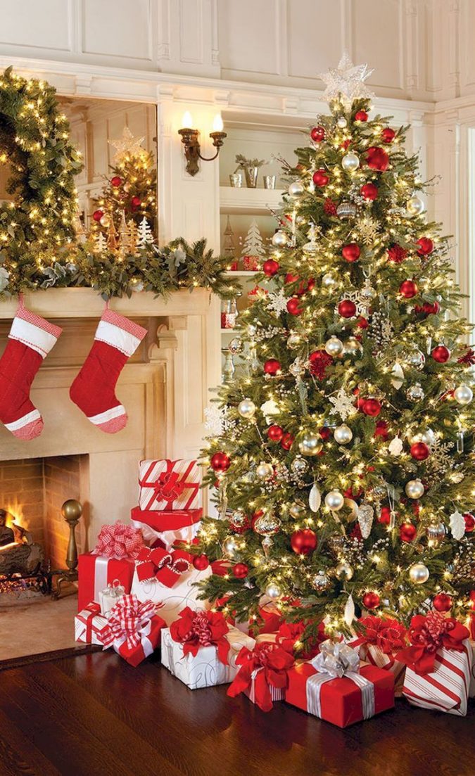 classic christmas tree Top 10 Christmas Decoration Ideas & Trends - 8