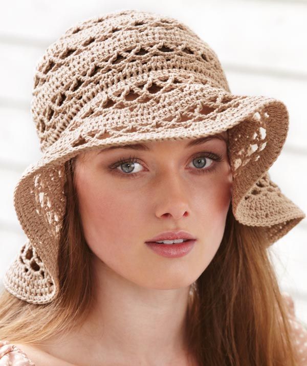 crochet-summer-hat-for-women 8 Catchy Hat Trends for Men & Women in Summer