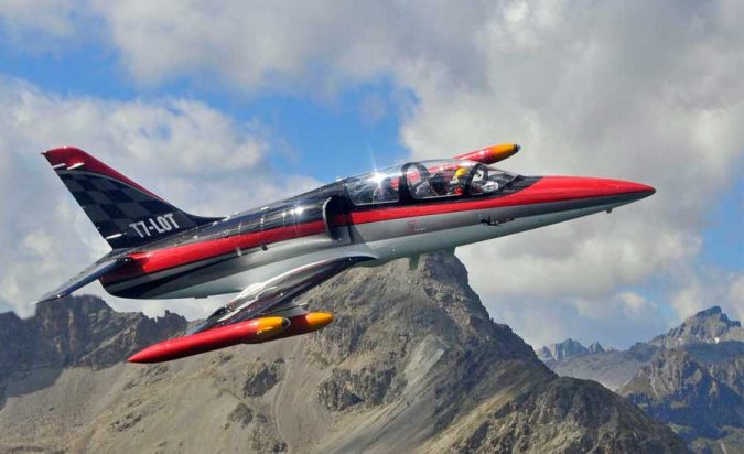 fighter jet flight switzerland 10 Must-Have Christmas Gift Ideas for Men - 12