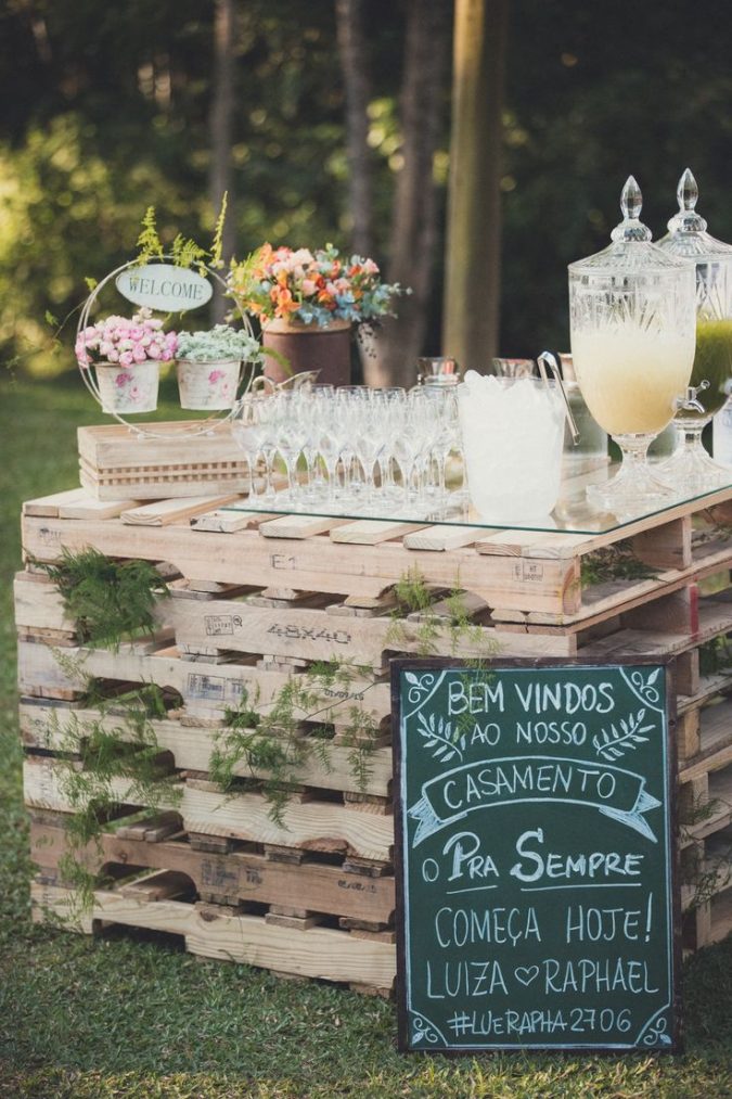 garden party welcome table and drink Top 10 Most Creative Spring Party Ideas - 4