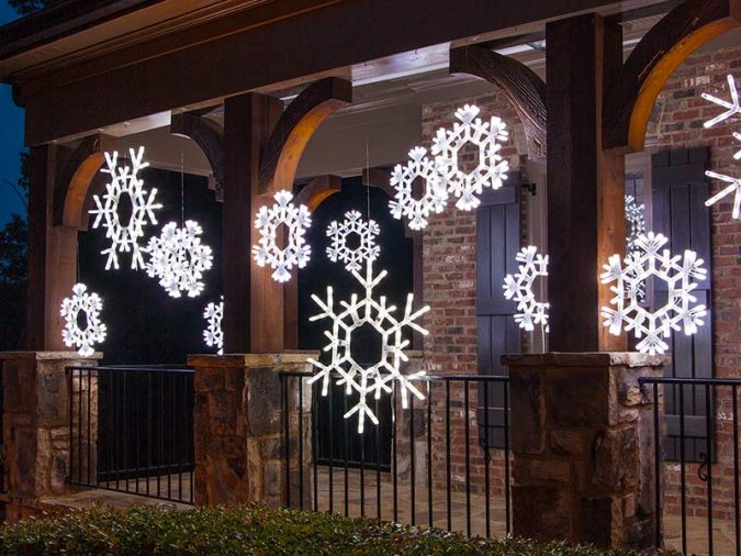 hanging snowflake lights christmas porch decoration Top 10 Outdoor Christmas Light Ideas - 14