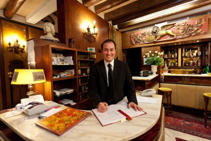 Top 10 Exclusive Tips to Find Cheapest Hotel Deals 14 hotel Venice Hotelier Top 10 Exclusive Tips to Find Cheapest Hotel Deals - 14