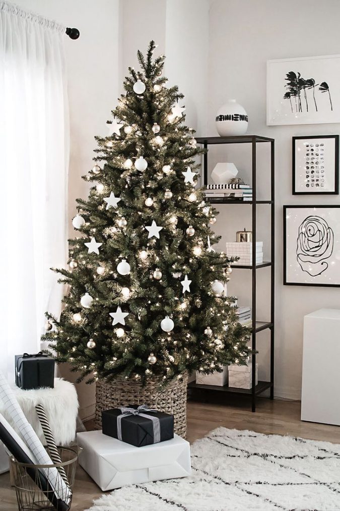 ikea christmas tree with white decoration Top 10 Christmas Decoration Ideas & Trends - 16