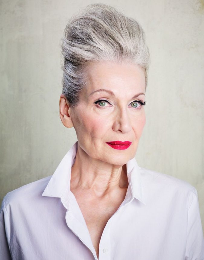 mature makeup Tanya Mrs Robinson Top 10 Makeup Tricks to Look Younger - 11