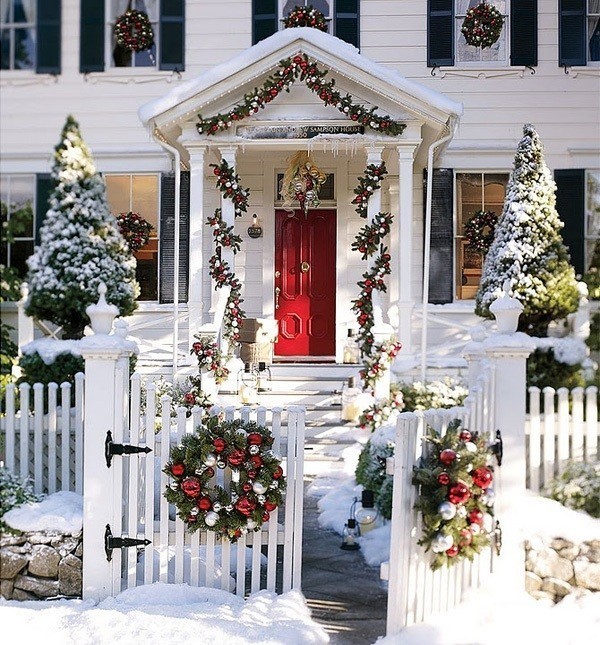 outdoor-Christmas-decoration-71 91+ Adorable Outdoor Christmas Decoration Ideas in 2021/2022
