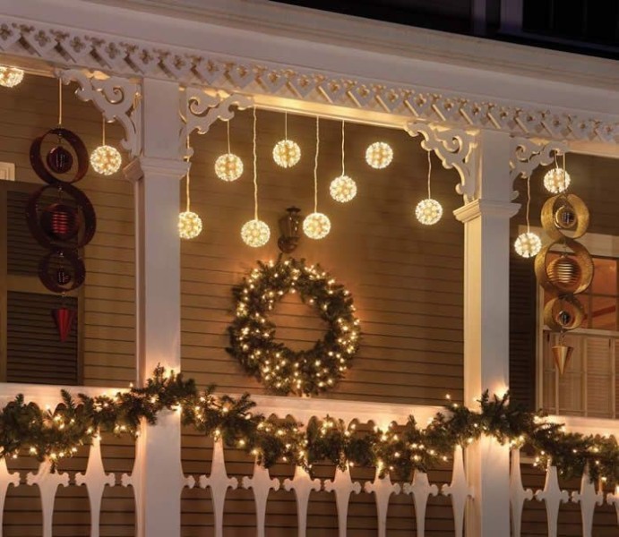 98+ Magical Christmas Light Decoration Ideas for Your Yard 124 outdoor Christmas light decoration ideas 122 98+ Magical Christmas Light Decoration Ideas for Your Yard - 124