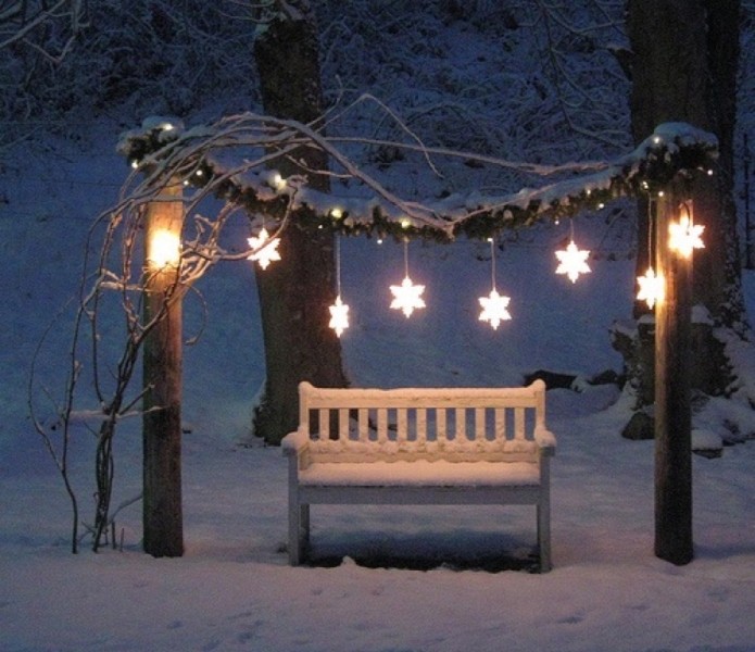 98+ Magical Christmas Light Decoration Ideas for Your Yard 125 outdoor Christmas light decoration ideas 123 98+ Magical Christmas Light Decoration Ideas for Your Yard - 125