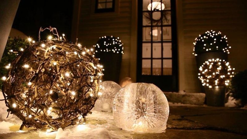 98+ Magical Christmas Light Decoration Ideas for Your Yard 135 outdoor Christmas light decoration ideas 133 98+ Magical Christmas Light Decoration Ideas for Your Yard - 135