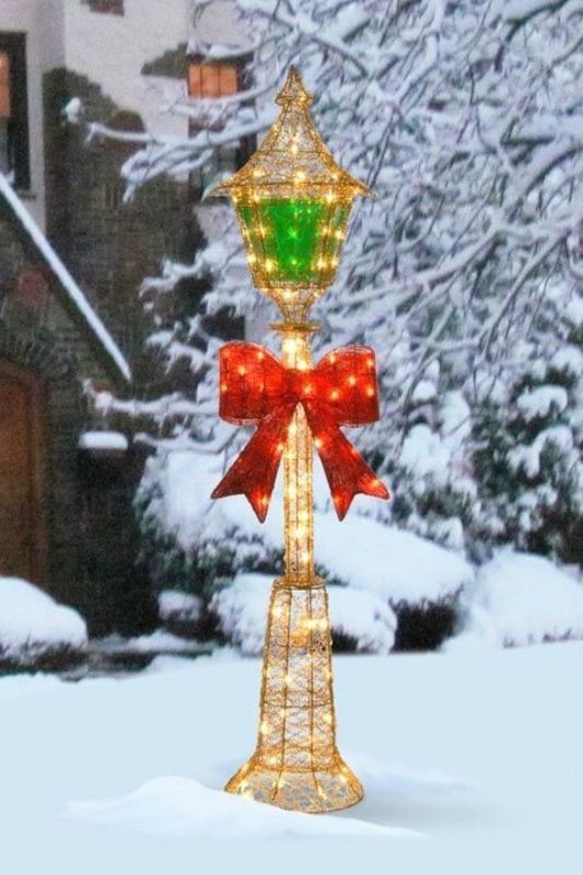 98+ Magical Christmas Light Decoration Ideas for Your Yard 23 outdoor Christmas light decoration ideas 21 98+ Magical Christmas Light Decoration Ideas for Your Yard - 23
