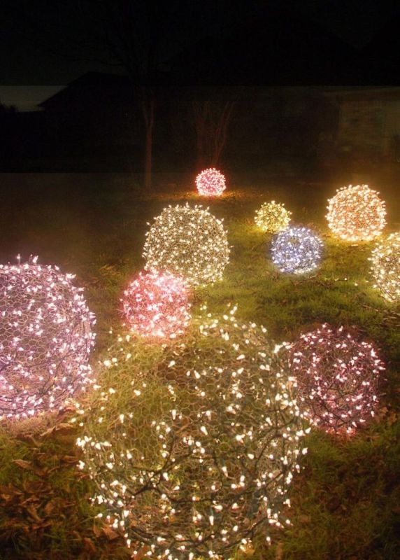 outdoor-Christmas-light-decoration-ideas-36 98+ Magical Christmas Light Decoration Ideas for Your Yard