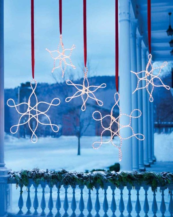 98+ Magical Christmas Light Decoration Ideas for Your Yard 82 outdoor Christmas light decoration ideas 80 98+ Magical Christmas Light Decoration Ideas for Your Yard - 82