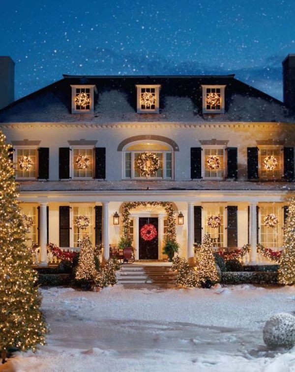 98+ Magical Christmas Light Decoration Ideas for Your Yard 87 outdoor Christmas light decoration ideas 85 98+ Magical Christmas Light Decoration Ideas for Your Yard - 87