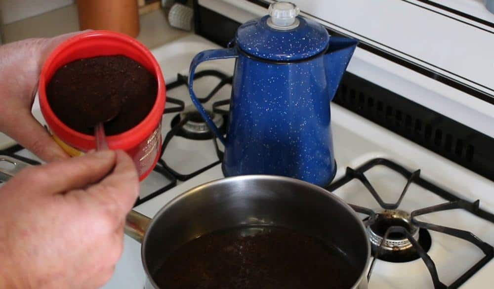 saucepan coffee How to Make Coffee Without a Coffee Pot? - 5