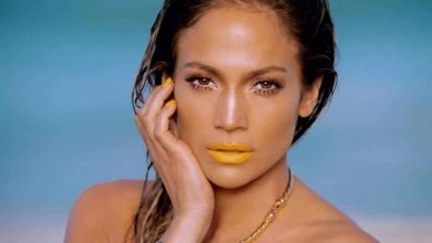 Jennifer Lopez yellow lipstick 2 Top 10 Inspired Celebrity Makeup Ideas - Beauty 33