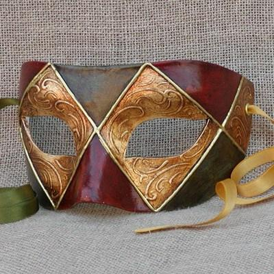 Masquerade mask 3 Top 10 Stylish Women's Masquerade Masks for Christmas - 4