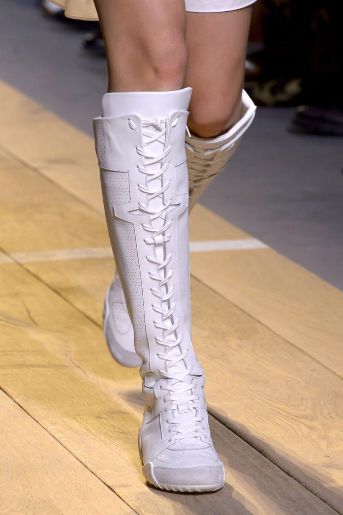 White-boots-dior-women-shoe-trends-2018-675x1013 +8 Catchiest Women’s Shoe Trends to Expect in 2020