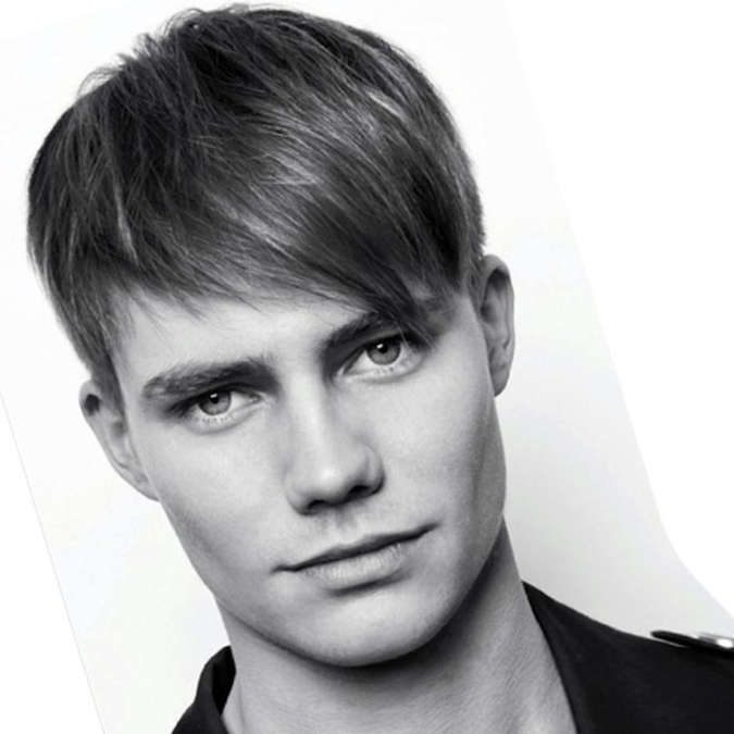 8 Most Fashionable Hairstyles For Round Faces 5 af 8 Most Fashionable Hairstyles For Round Faces - 5