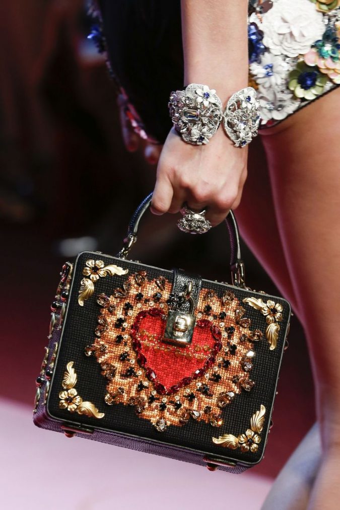 dolce Gabbana Lunchbox Style bag 20+ Newest Women Handbag Trends To Boom - 18