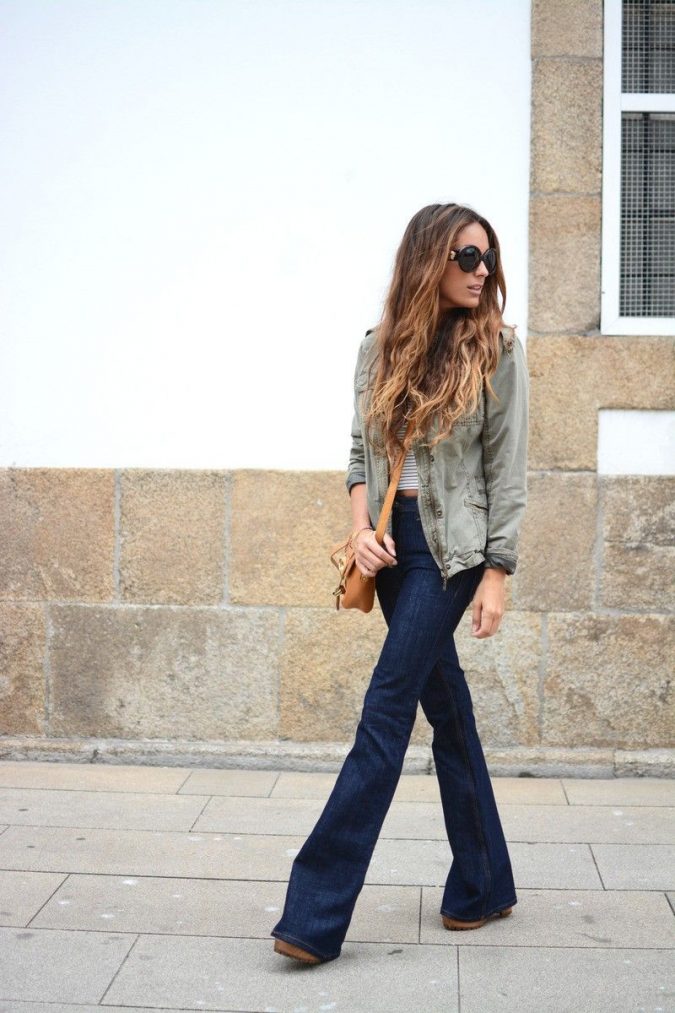 Flare Jeans women outfit 12 Outdated Fashion Trends Coming Back - 4