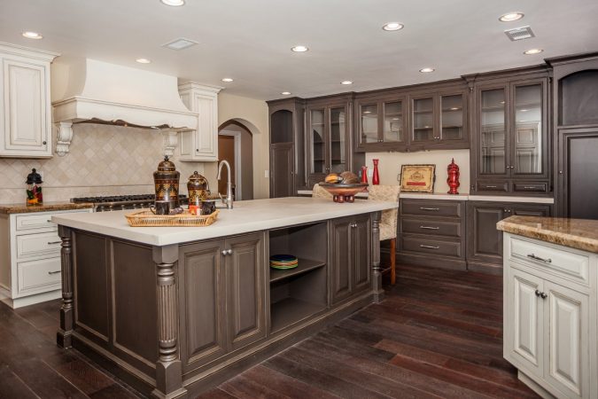 Top 10 Hottest Kitchen Design Trends 2 Two Toned Kitchen Cabinets Top 10 Hottest Kitchen Design Trends - 2