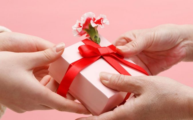 Valentines Gift Experts Reveal 10 Relationship Secrets to Make Your Partner Feel Special - 19