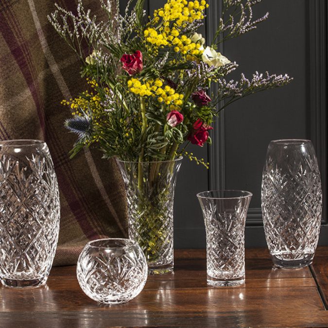 crystal vases gift Top 10 Best Wedding Anniversary Gift Ideas - 19