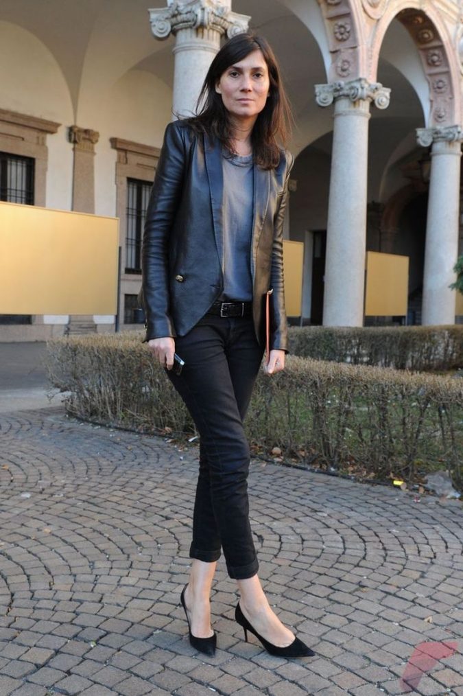 leather jacket outfit black leather jacket 12 Outdated Fashion Trends Coming Back - 1