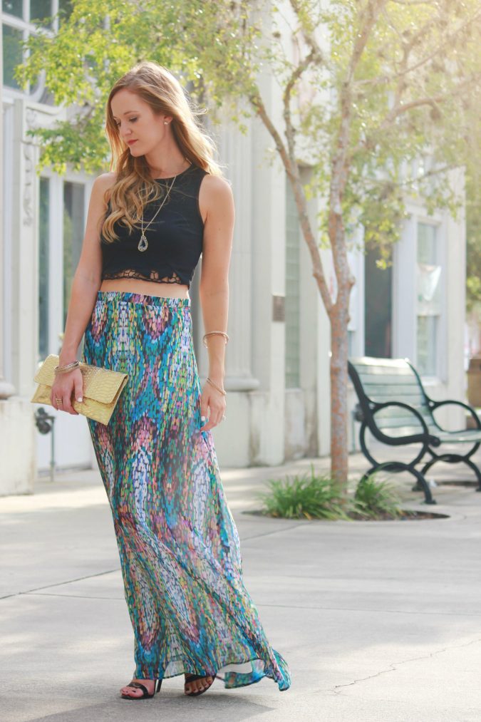 maxi skirt women summer outfit 2 Top 10 Lovely Spring & Summer Outfit Ideas - 11