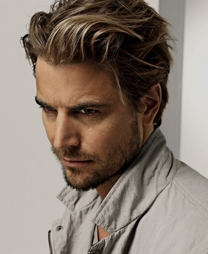 messy layered hairstyle for men 1 Top 10 Hairstyles for Guys with Blonde Hair - 2