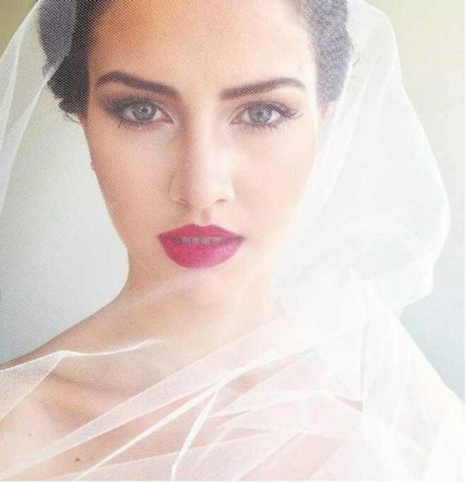 wedding-makeup-red-lip-675x699 Top 10 Wedding Makeup Ideas for 2020 Brides