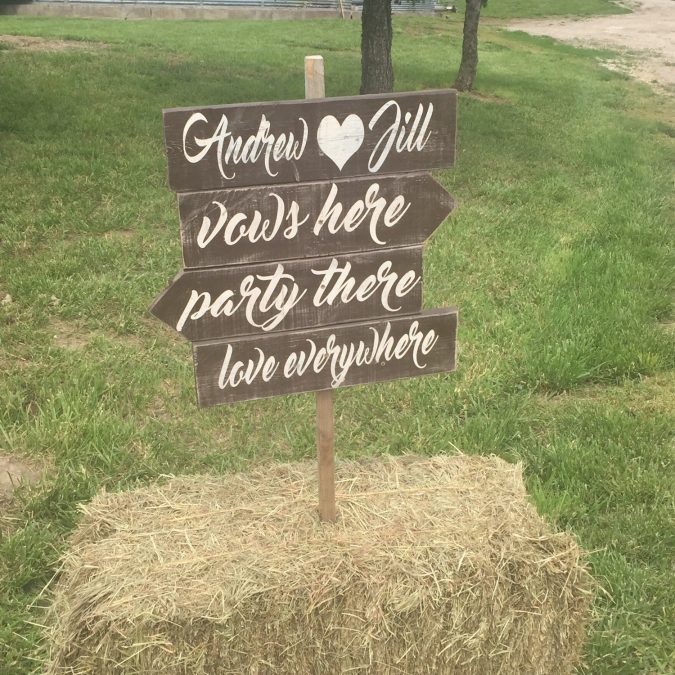 wedding sign 10 Outdated Wedding Trends to Avoid - 6